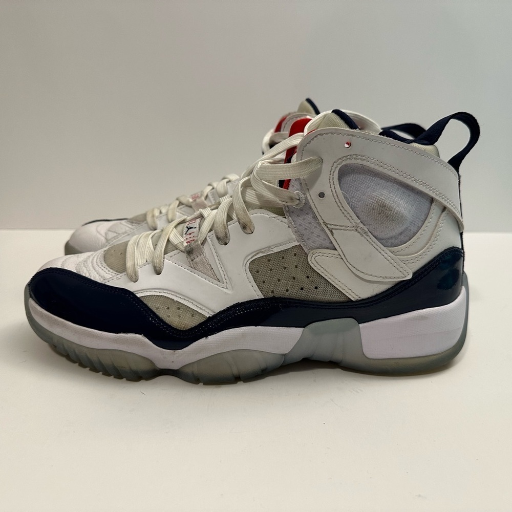 Nike Air Jordan Jumpam Two Trey DO1925 102 "White/Navy-University Red" Size 10 - Picture 6 of 16